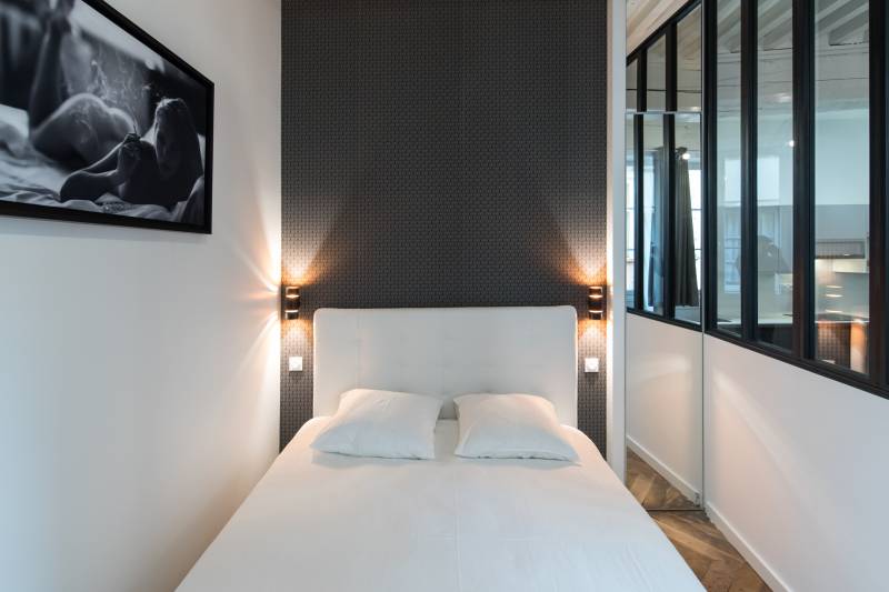 Côté rue : Coin nuit