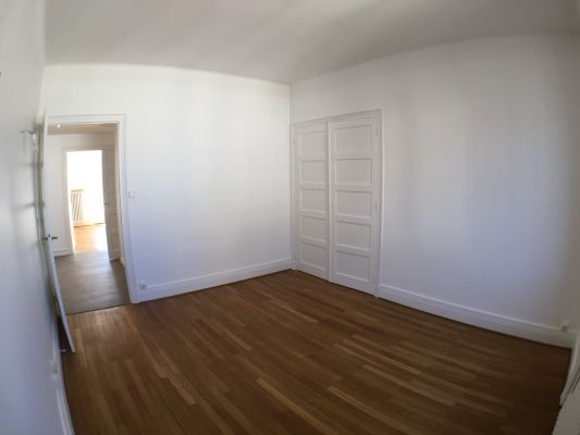 Finition de la chambre